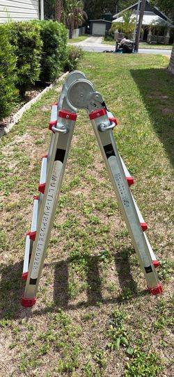 Extendable ladder