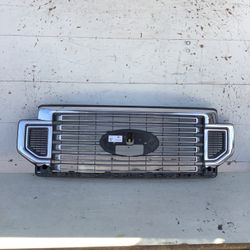 2020 F250 Grille OEM Chrome 2022 Nice Original 