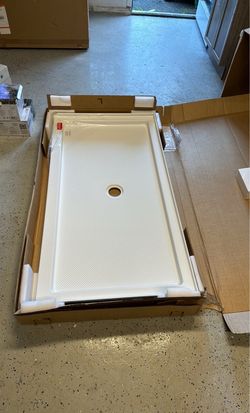 60” X 32” Shower Base Pan in White Center Drain stand up