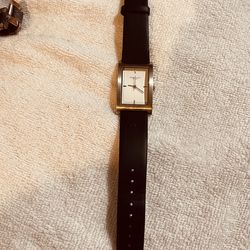 Kenneth Cole Unisex Quartz Watch 26mm Rectangle Silver Tone Black Leather Band