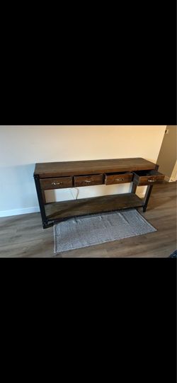 Entryway console