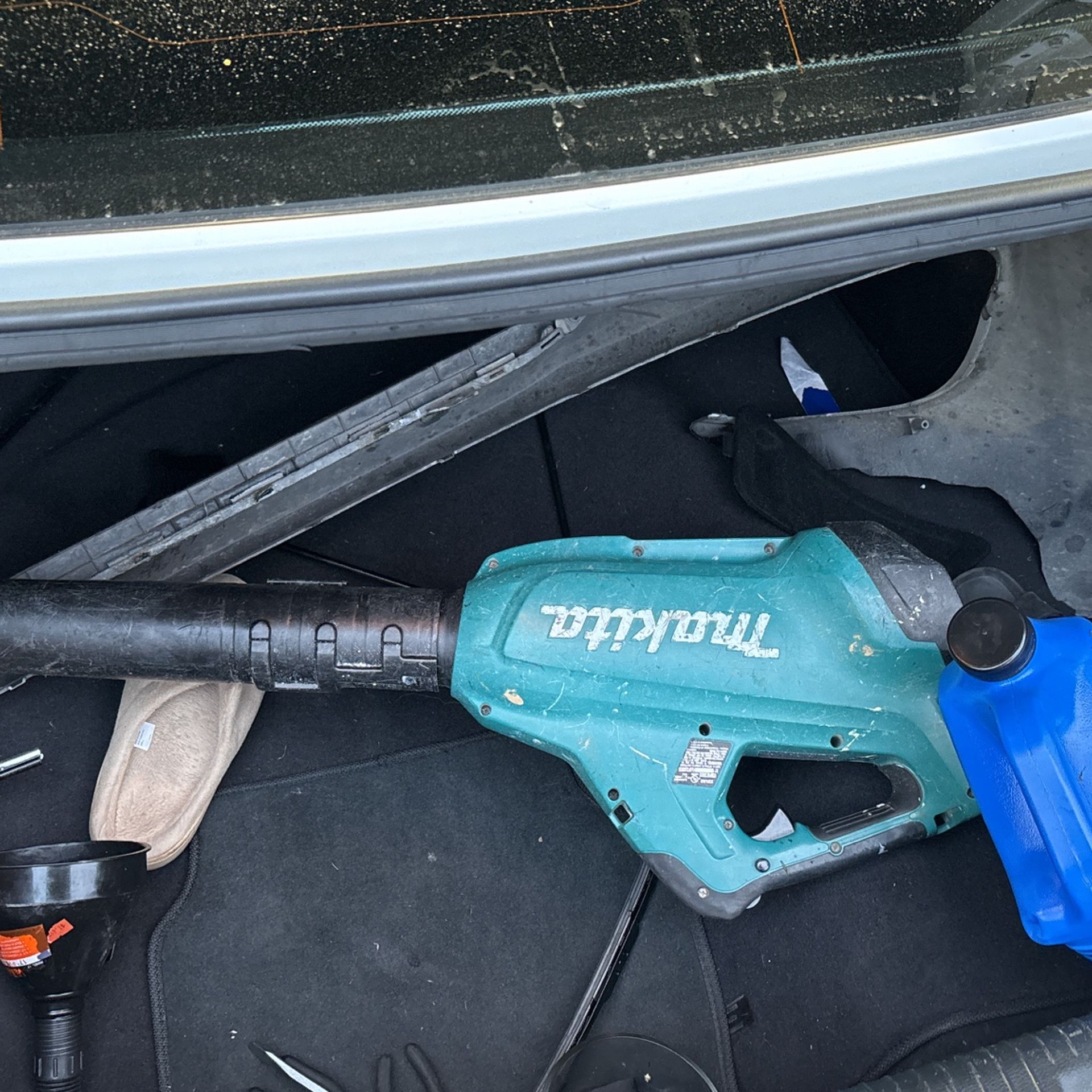 Makita Leaf Blower