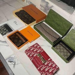 luxury wallets