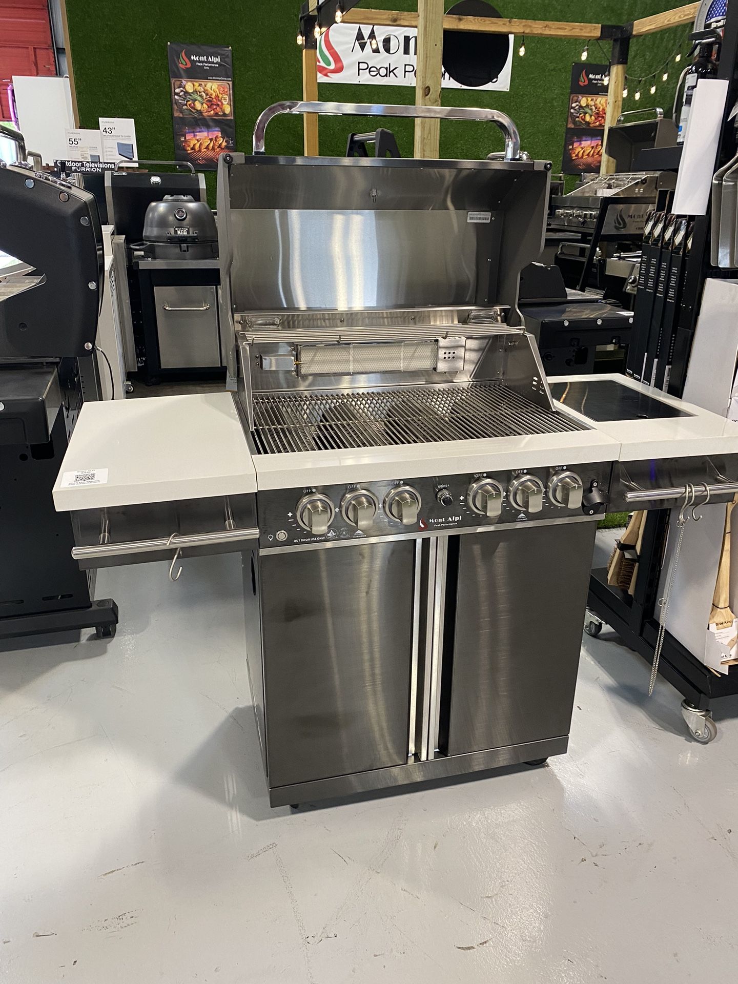 Mont Alpi Supreme 470 Carted Grill