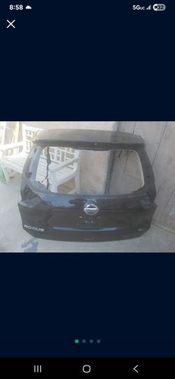 Liftgate For 18 Nissan Rogue 