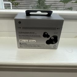 Beats Solo Buds 