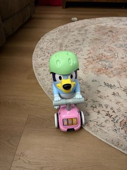 Vtech scooter around bluey