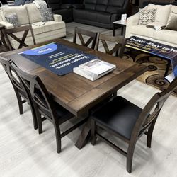 New Solid Wood Dinner Table With 6 Chairs 