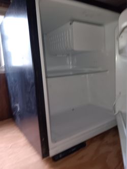 Small refrigerator
