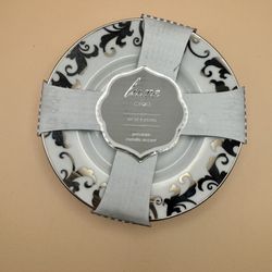 NEW Luxe Ciroa Porcelain Appetizer Plates - set of 4