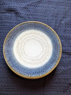 Plates Set (4)