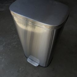 Stainless Steel Kitchen Trash Can Used But Great Condition 