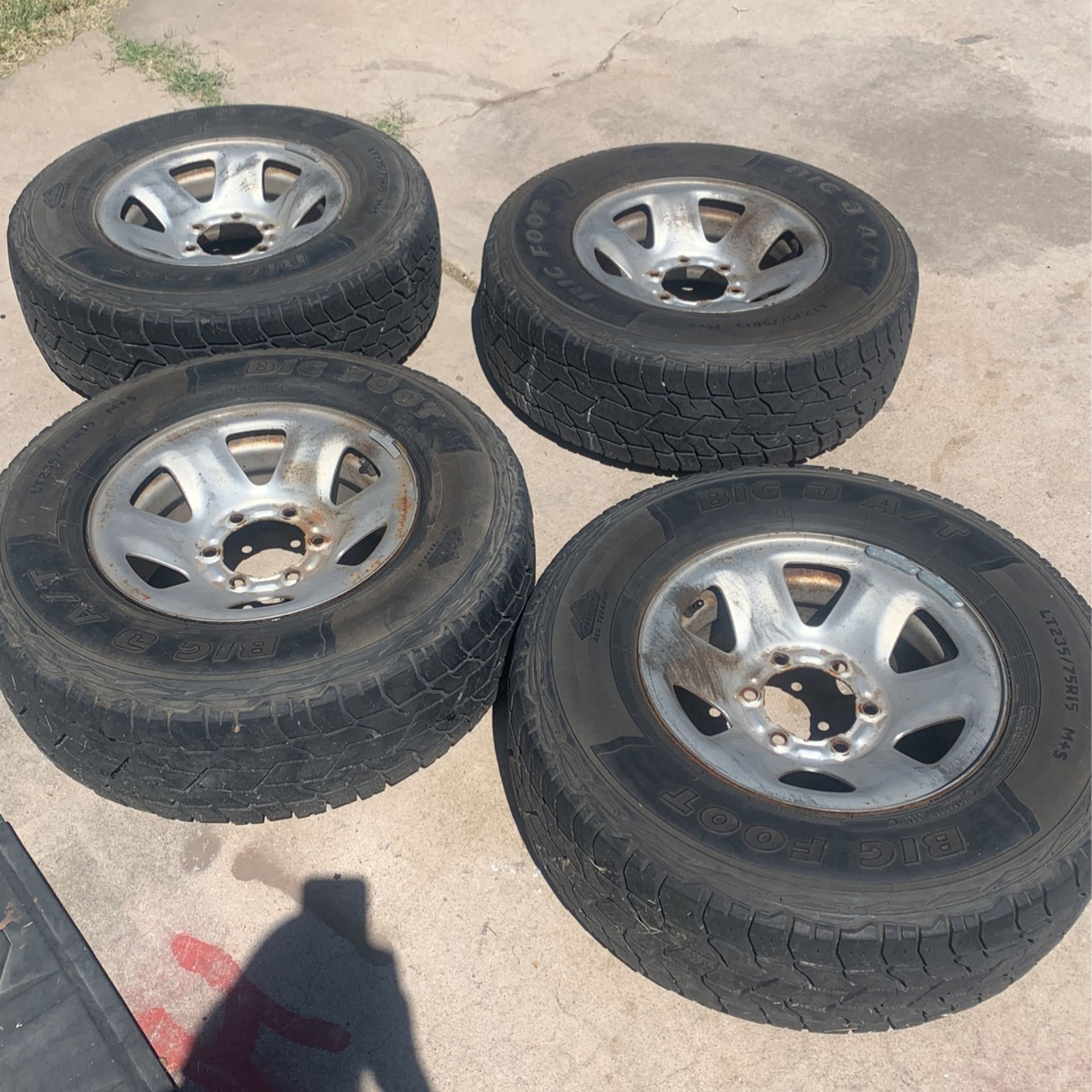 Tires LT 23575 R15 for Sale in Phoenix, AZ - OfferUp