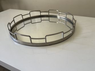 Silver Link Round Mirror Tray