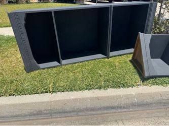 Free bookshelves