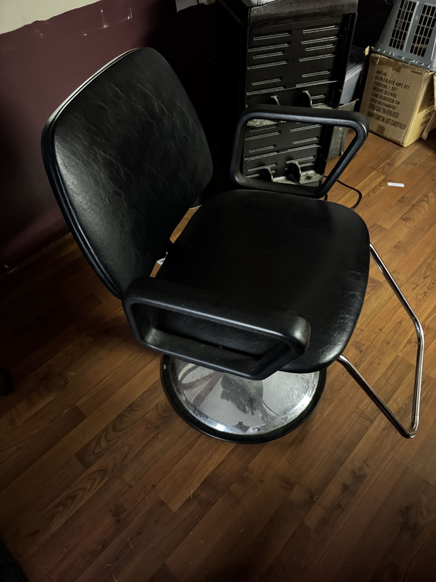 Beauty Salon Equipment
