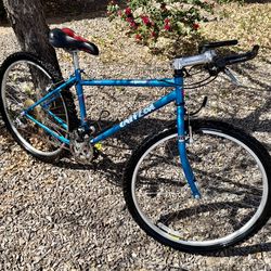 Vintage / Classic Univega Alpina - Original Parts & Fresh Rubber!