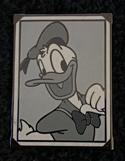 Disney Pin #357, Limited Release, Snapshot Black & White, Donald Duck