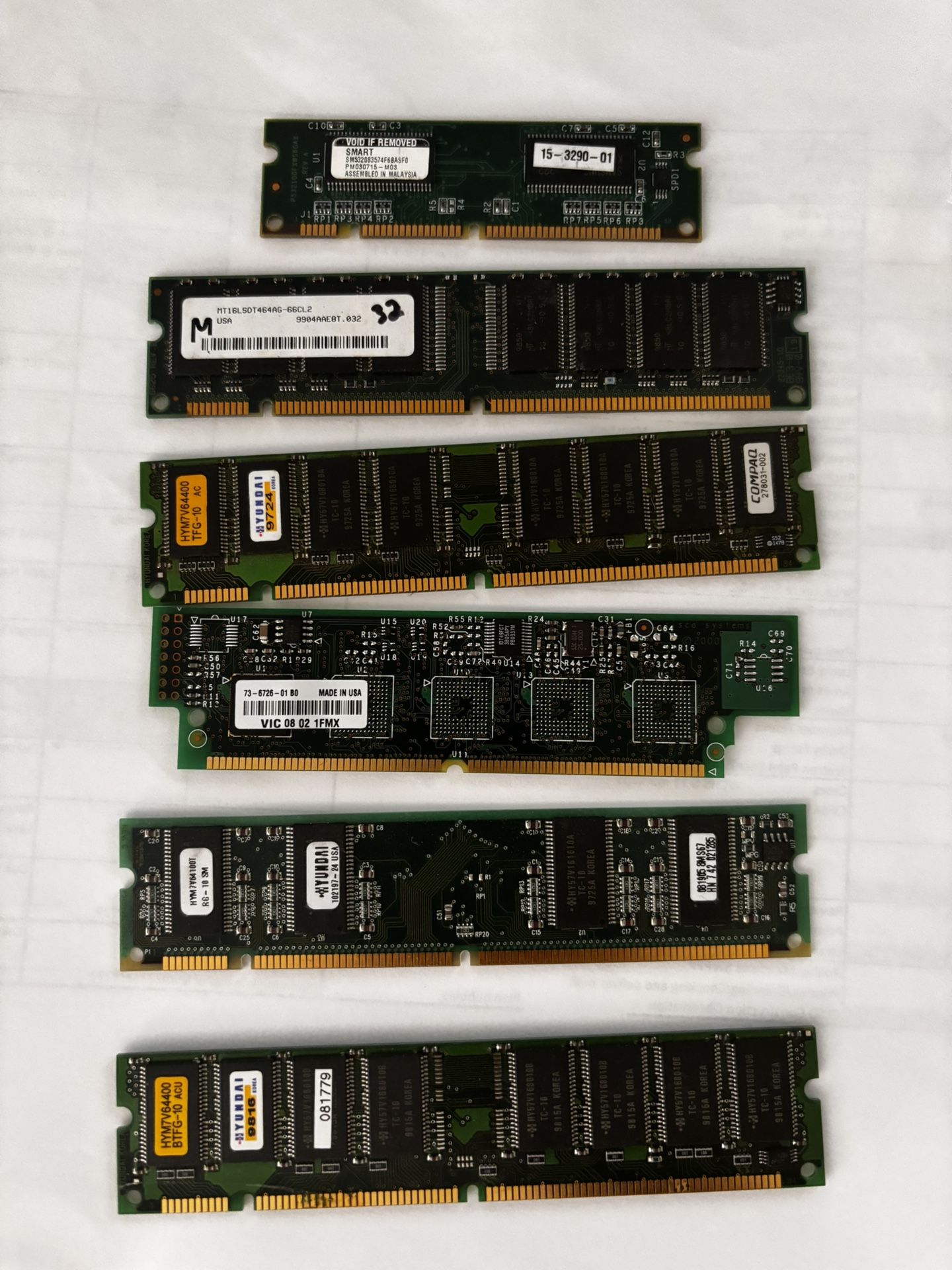 SDRAM: Set of 6 Memory Modules 168-Pin SDRAM PC133/PC100 ECC Memory
