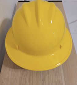 Hard Hat Safety Helmet for Construction – Adjustable Durable Head Protection