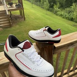 Air Jordan Retro 2 Low “Chicago (2016)” Size 9M