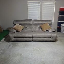 Recliner Sofa Like New Perfect Condition 