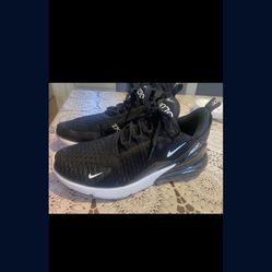 Women’s Nike Air Max 270