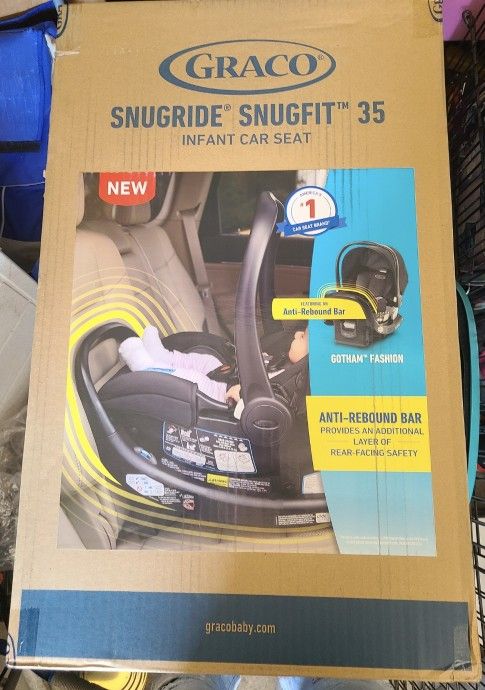 Graco SnugFit 35 Infant Car Seat

