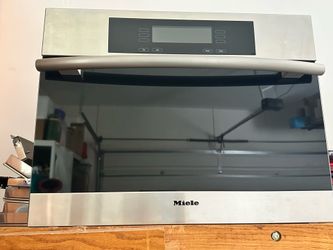 Miele DG4080 Steamer
