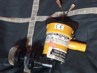 Bait well pump