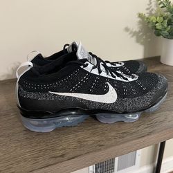 Nike Vapormax size 11.5 brand new