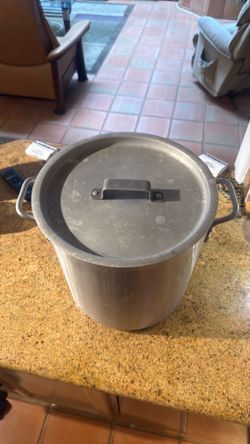 Gumbo pot