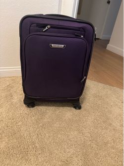 Samsonite carry on luggage