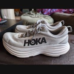 Hoka Bondi 8 