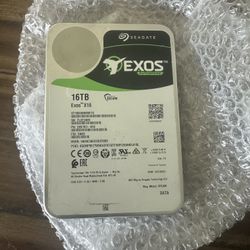 Seagate 16TB HDD Exos X16 7200 RPM 512e/4Kn SATA 6Gb/s 256MB Cache 3.5-Inch Enterprise Hard Drive