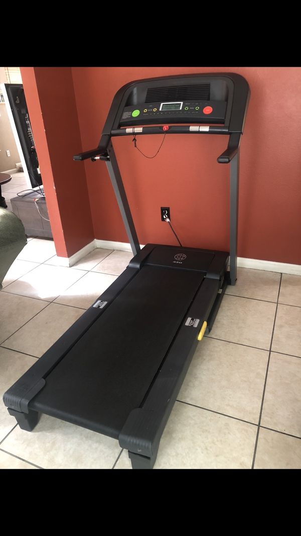 Treadmill gold’s gym 450 everything works perfect and perfect