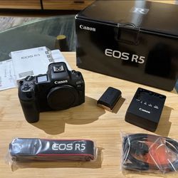 Canon EOS R5 Full-Frame Mirrorless Camera 8K Video (Body Only) + Original Box