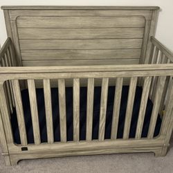 Crib And dresser 
