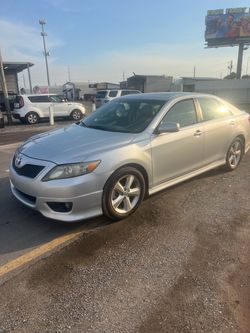 2010 TOYOTA CAMRY LE