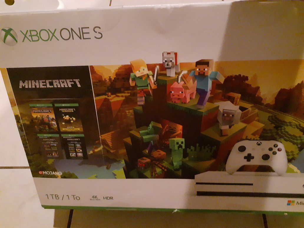 Xbox One S 1TB with minecraft