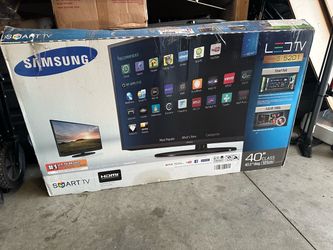 Samsung 40" Class LED Smart TV Series 5 5201