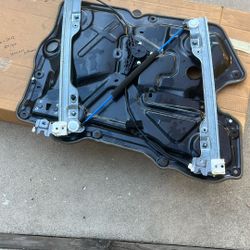 Nissan Window Regulator 