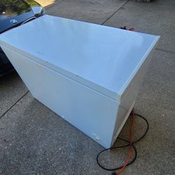 Frigidaire Chest Freezer