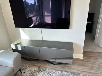 Happy Entertainment Console