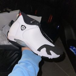 Jordan 14 Black Toe 2024