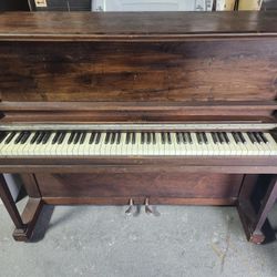 Wurlitzer Upright Console Studio Piano Richmond Model 1926 