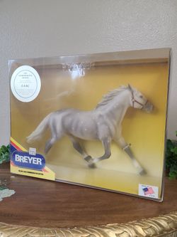 BNIB vintage Breyer Laag, number 113 of 10000