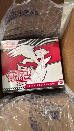 White flare Elite trainer box ETB Pokemon