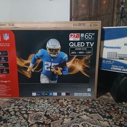 65 INCH Flat Screen Smart Tv/with 600 Watt Surround Sound System 