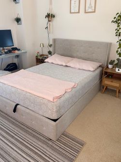 🏠 Move-Out Sale – Albertien Lift-Up Wingback Upholstered Platform Bed (Greige)